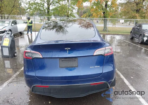 2023 Tesla Model Y Awd/Long Range Dual Motor All-Wheel Drive from USA, damaged, VIN 7SAYGAEE0PF882228